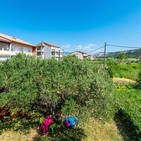 Apartment Dragan I Slavica Lopar Exterior foto