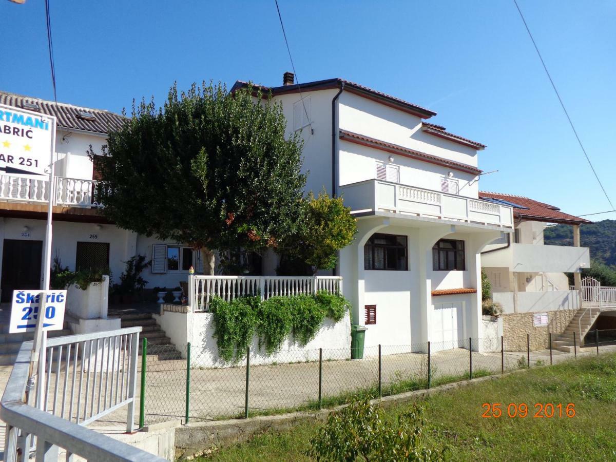 Apartment Dragan I Slavica Lopar Exterior foto